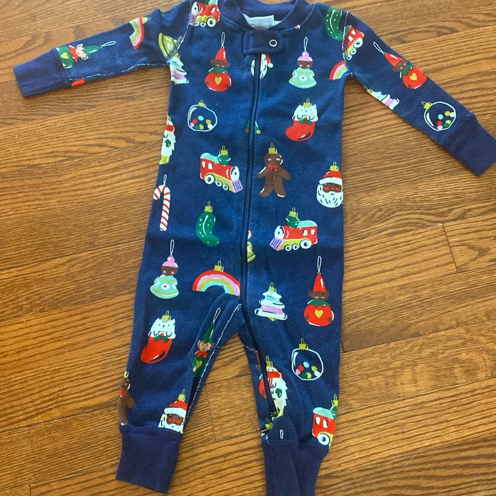 Hanna Andersson Holiday pajama onesie size 6-12 month